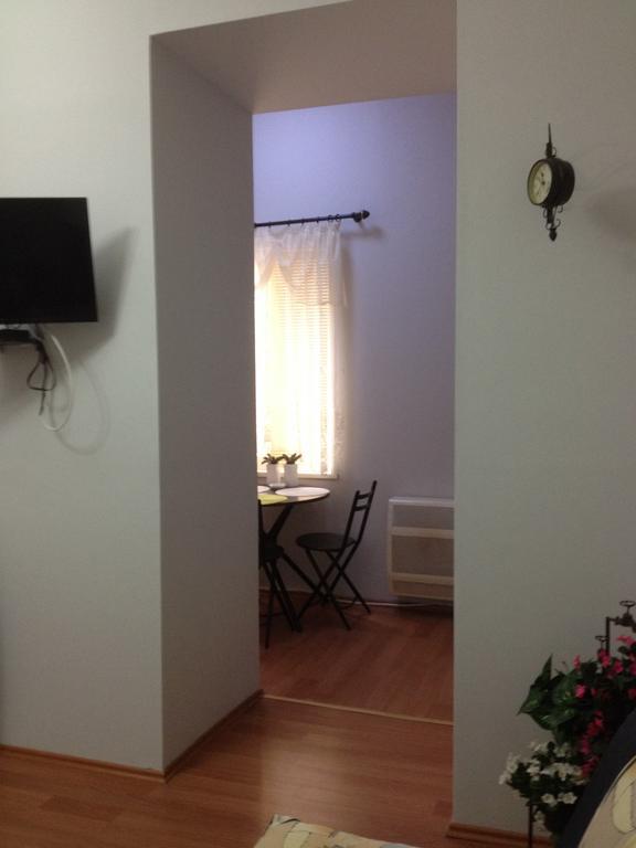 Apartment Fine Home Тбилиси Номер фото